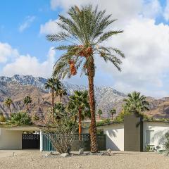 Bright & Harmonious Oasis