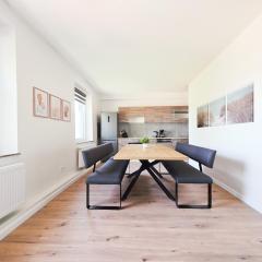 Tolstov Apartments - 3 Room Apartments - Kitchen - Dining Room - 25 min to Messe DUS