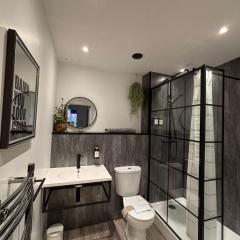 New City Centre Flat No 1 2 Bedrooms Free Parking