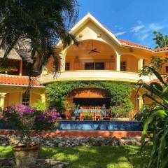 Birders' Paradise with Private Pool & Epic Views