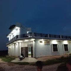 B D House