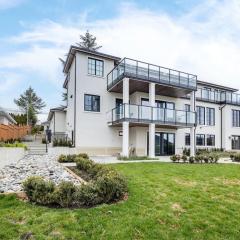 Brand New Luxury Suite in Fleetwood Sleeps 6