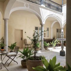 Raíces Alameda Casa Palacio