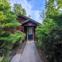 Romantic Mountain View Cabin W Hot Tub