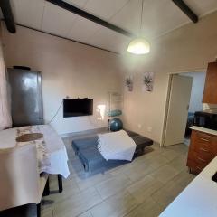Cozy one bedroom in Kaldi Place