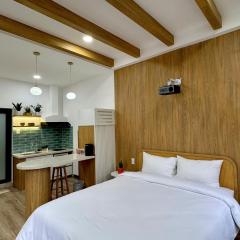 Chạm's Hotel & Homestay