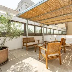 Stylish Terrace Apartment