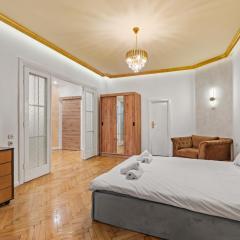 Golden Crown Suite