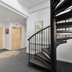 Central Cardiff Penthouse - Private Rooftop