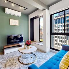 Beautiful,central,secure- hotel living for couples