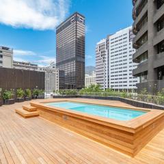 Classy Apartment Boasting Breathtaking Views