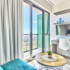 Stunning work pad on 1onAlbert- 601