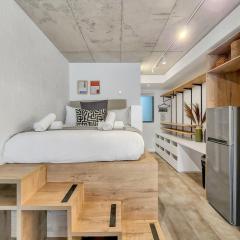 Secure Elegant Apartment Near Sea Point