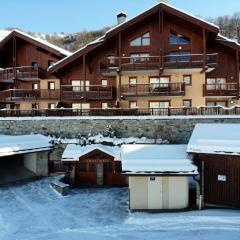 Chalet Adele - Appartement 6 personnes situé en bord de piste St Martin de Belleville MAE-8204