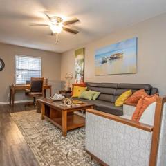 Hailey-2 BED Apt-Quiet LR Neighborhood-Easy Parking