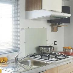 Mobil home confortable avec terrasse - 3 chambres pour 6 personnes - API-1-52-772