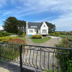 MAISON AVEC UN ENVIRONNEMENT EXCEPTIONNEL - FR-1-813-33