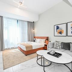 Exquisite Downtown Studio l J One l Complete Amenities