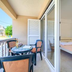 Apartments Martina near the beach