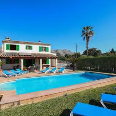 5-bedroom villa to enjoy with the family by Renthousing