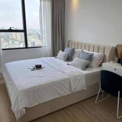 Soho 2 BR apartment near Bui Vien Street