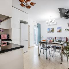 Acogedor apartamento en el corazón de Sevilla, Ateneo