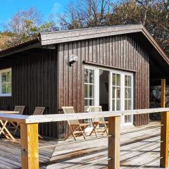 4 person holiday home in Skärhamn-By Traum