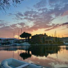 Les pieds dans l'eau