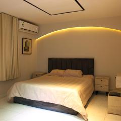 Independent 1BR apartment private self entry