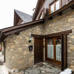 Casa Rústica - Sorieus Lodge en Lérida