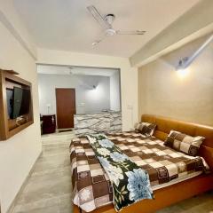 ZenRoofs- Studio Flat