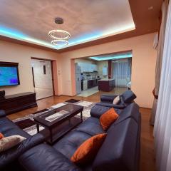 Alisia House