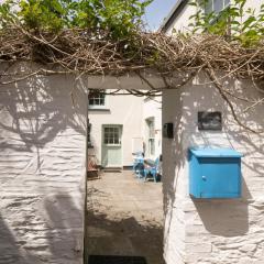 The Hideaway Polruan