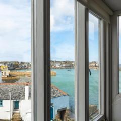 Westcott House The Warren