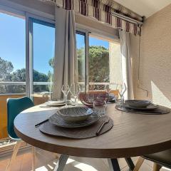 Studio Coco'B, 4p, A/C, Wi-Fi, beach 500m, parking