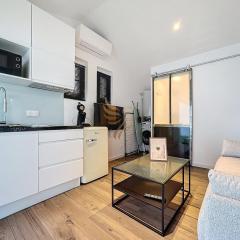Cocoon HorizSky Studio-Sleeps 2-Terrace-WiFi-AC