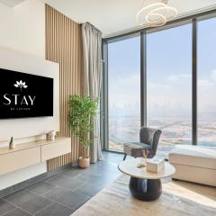STAY BY LATINEM Luxury 1BR Holiday Home CB 3607 Near Burj Khalifa