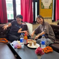 Friends Guest House & Hostel- near TAJ MAHAL