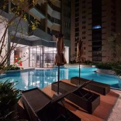 Trizen Amber 2-Bedroom Apartment with Free WIFI