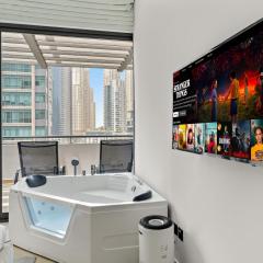 Luxury 5BR Penthouse in Marina l Private Jacuzzi & Sauna
