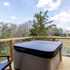 Charming Hideaway near Dolly w Hot tub & Arcade