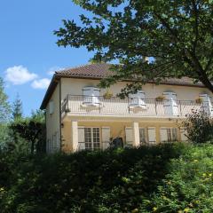L'Abeille proche de Sarlat