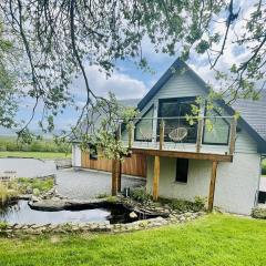 Beautiful Lodge with hot tub & panoramic views
