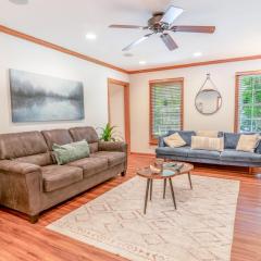 4 Beds ,King Bed, Tvs, Kids essentials, office, Grill, Crib, in Bond park ,PNC Arena