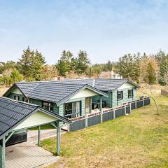 8 person holiday home in Hemmet