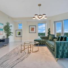 Lake Eola Corner 3 BDRM Suite