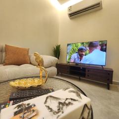 Spacious 2BR Family Stay with Kitchen - Al Munsiyah