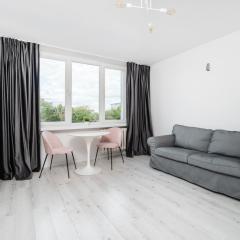 Łagiewnicka Urban Studio by BookingHost