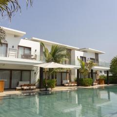 Elegant Villa with Poolfront View