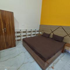 Siddhi Vinayak paying guest house